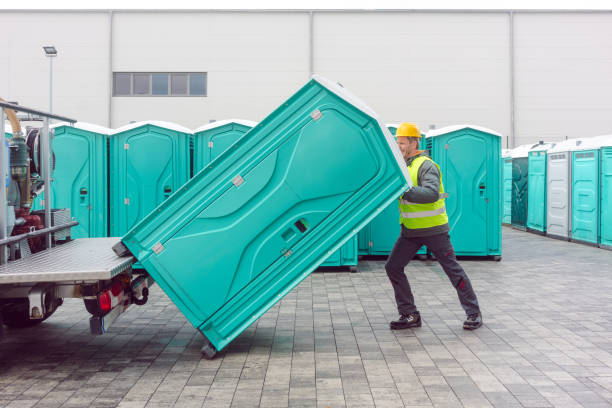 Best Portable restroom trailer rental  in Appleton, MN